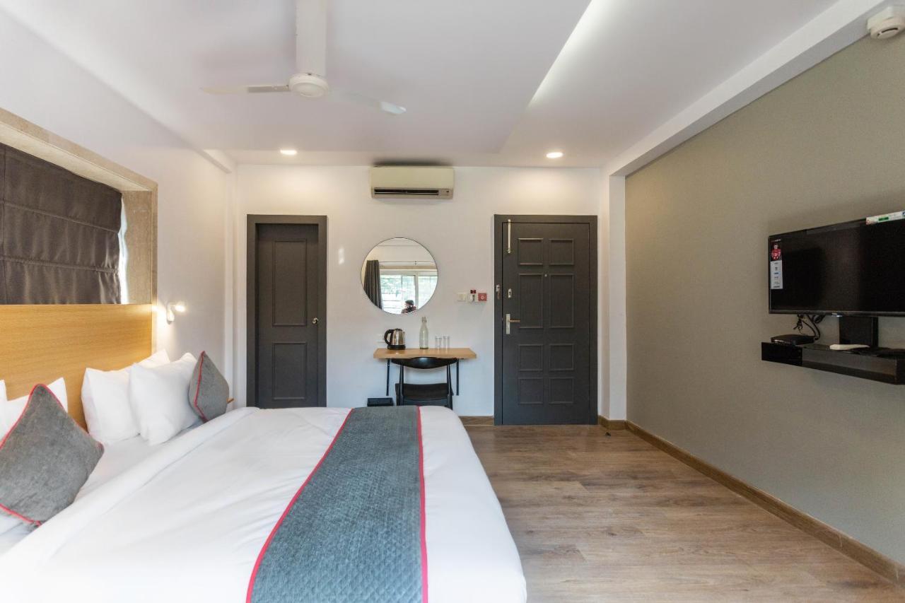 Oyo Townhouse 209 Habitat New Town Hotel Колката Екстериор снимка